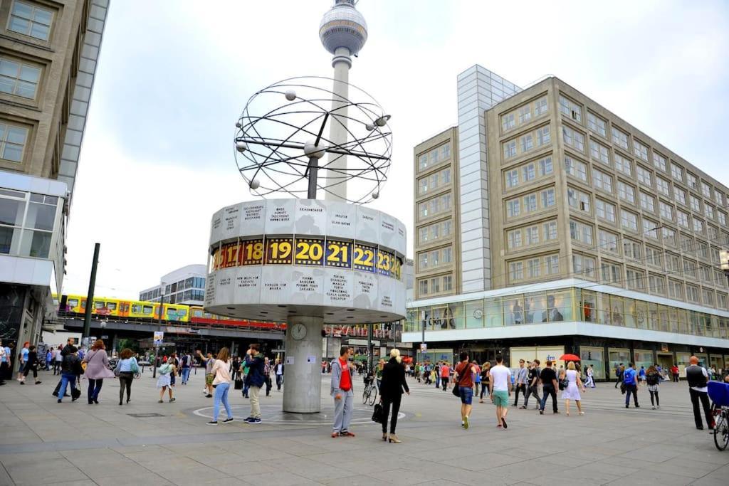 Holiday 33 Apartment K Next To Alexanderplatz ベルリン エクステリア 写真